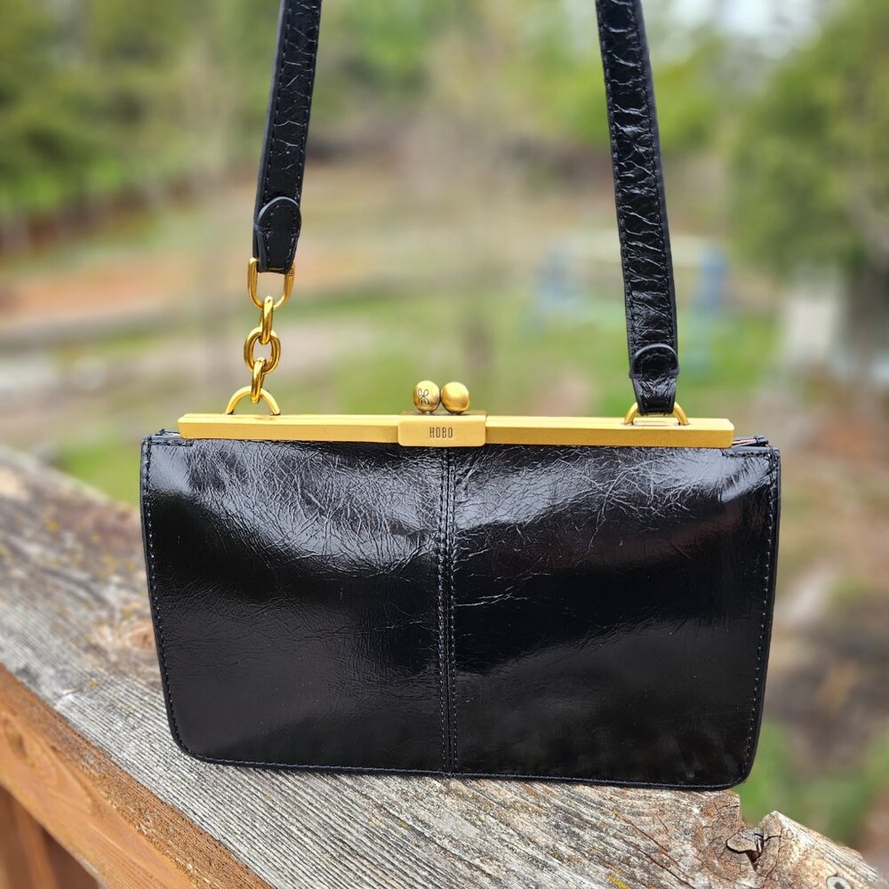 Hobo International Purse Rare Kisslock Clasp Polished Leather - Picture 4 of 11